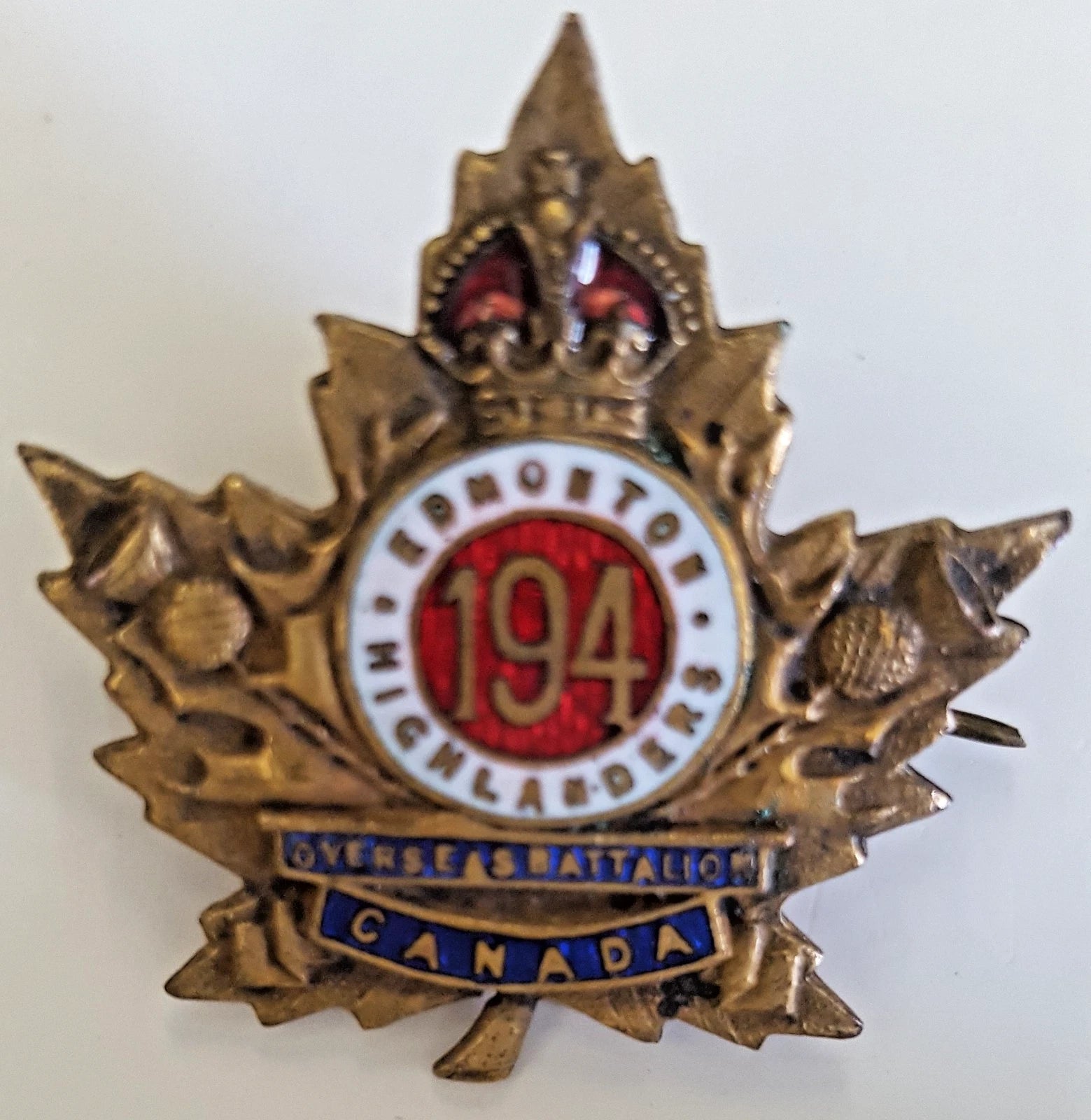 Sweetheart Brooch 194th battalion Canadian CEF WW1 (gilt)