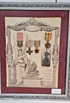 Cadre de René Leclerc du 8e Zouaves de Marche avec ses médailles